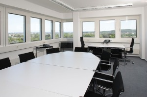 conference-room-170641_640